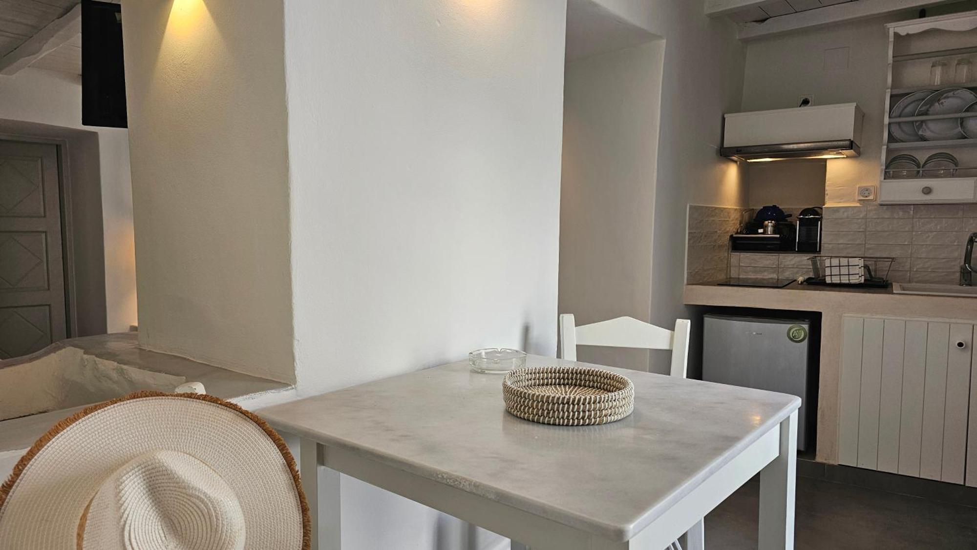 Efi'S Apartments Plaka  Exterior photo